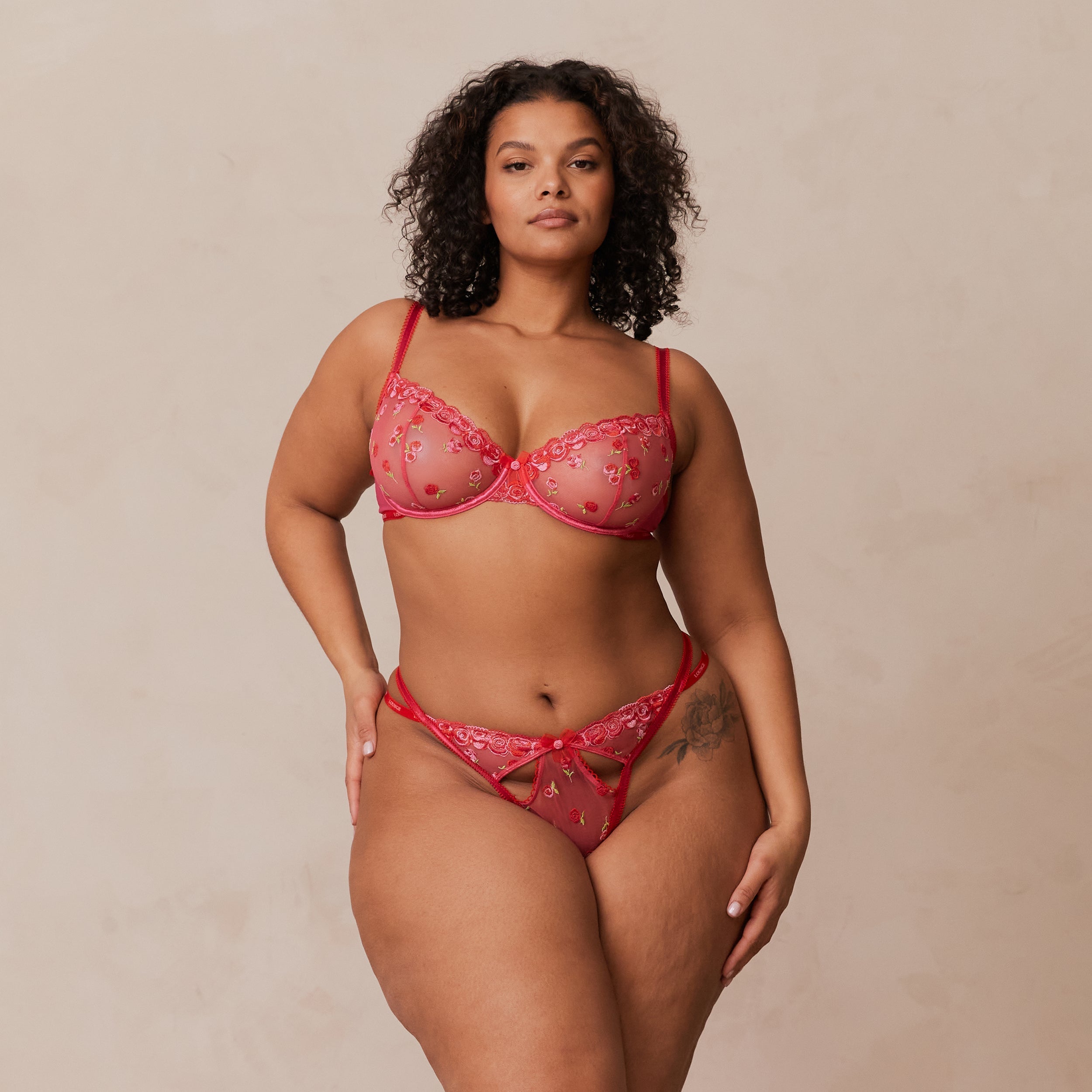 ENSEMBLE DE LINGERIE Sexy Top Porte-Jarretelles String Noir En Wetlook Vinyl EUR 26,90 - FR ENSEMBLE DE LINGERIE Sexy Top Porte-Jarretelles String Noir En Wetlook Vinyl EUR 26,90 - FR