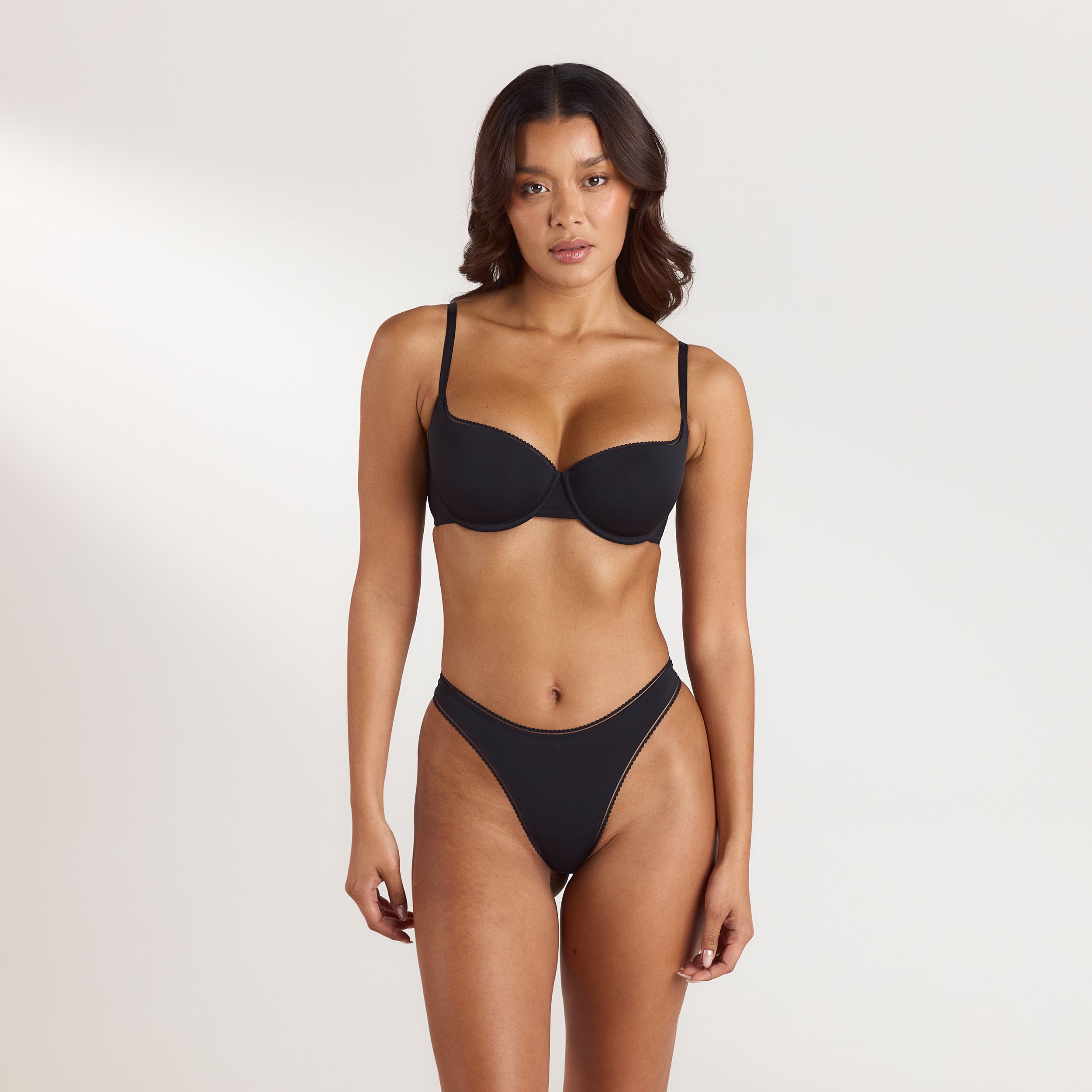 Soutien-gorge Comfort Balconette - Noir