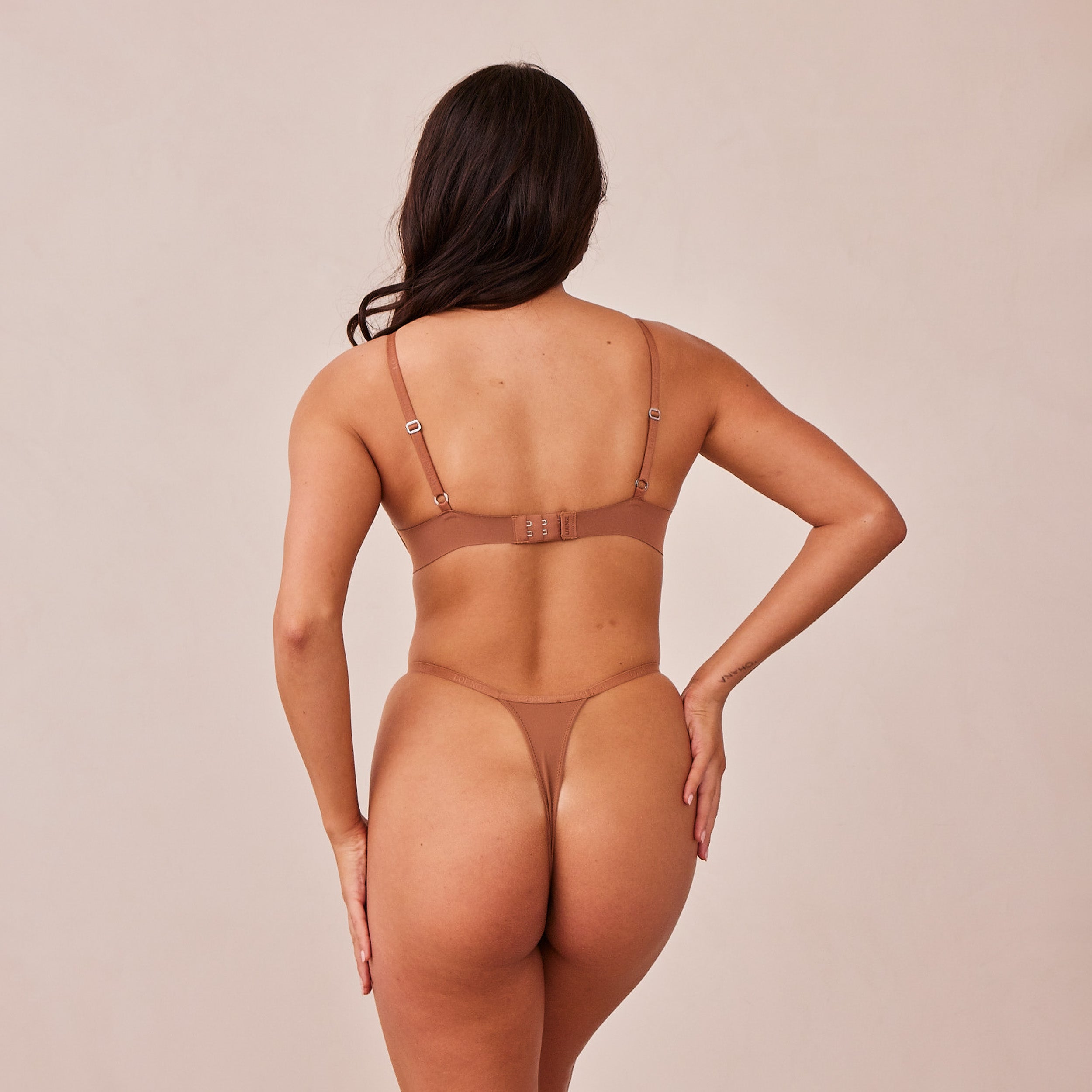 Light Non-wire Plunge T-shirt Soutien-Gorge  | Dakota, S/S (String)