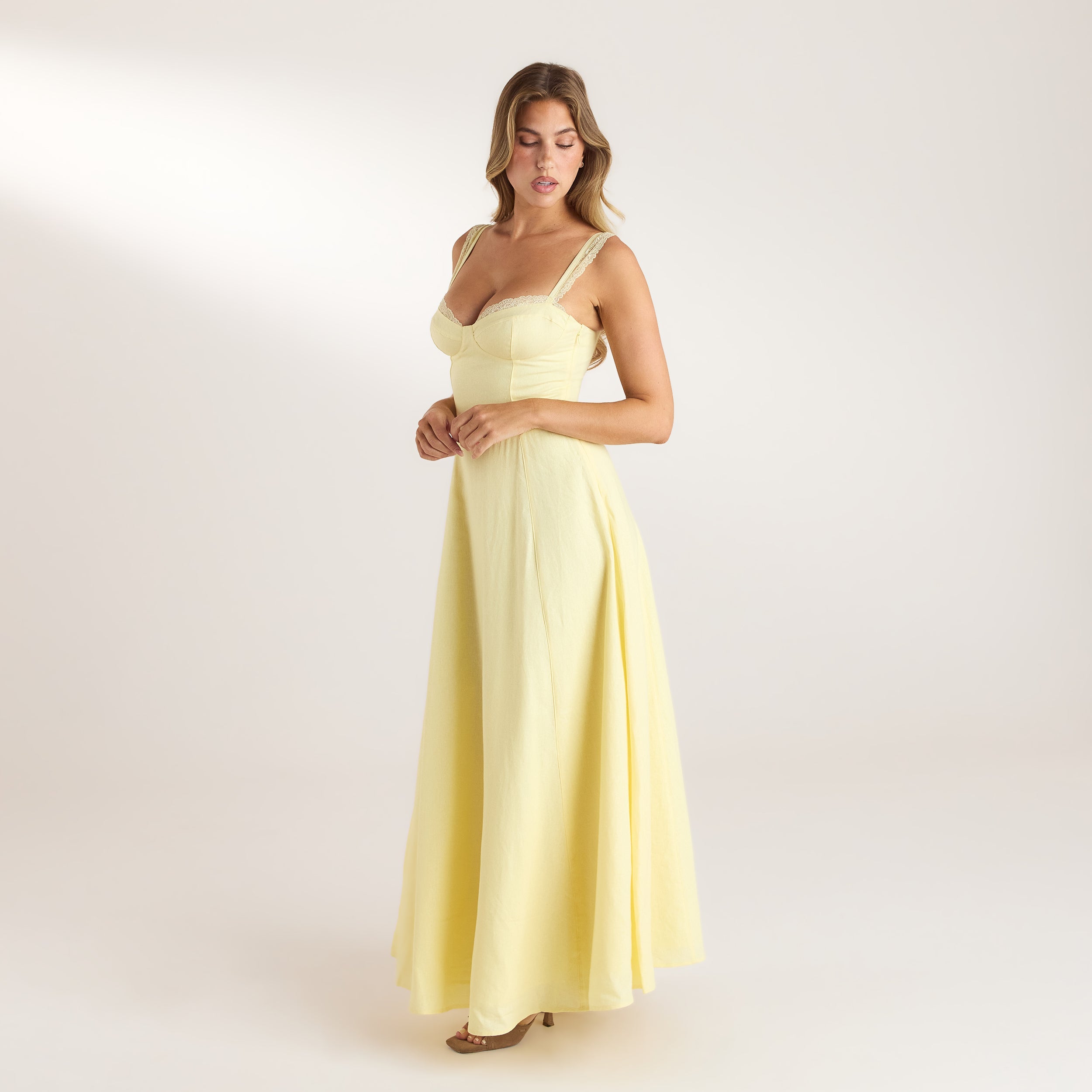 Robe Maxi avec Bordure en Dentelle | Robe Maxi avec Bordure en Dentelle - Jaune Citron