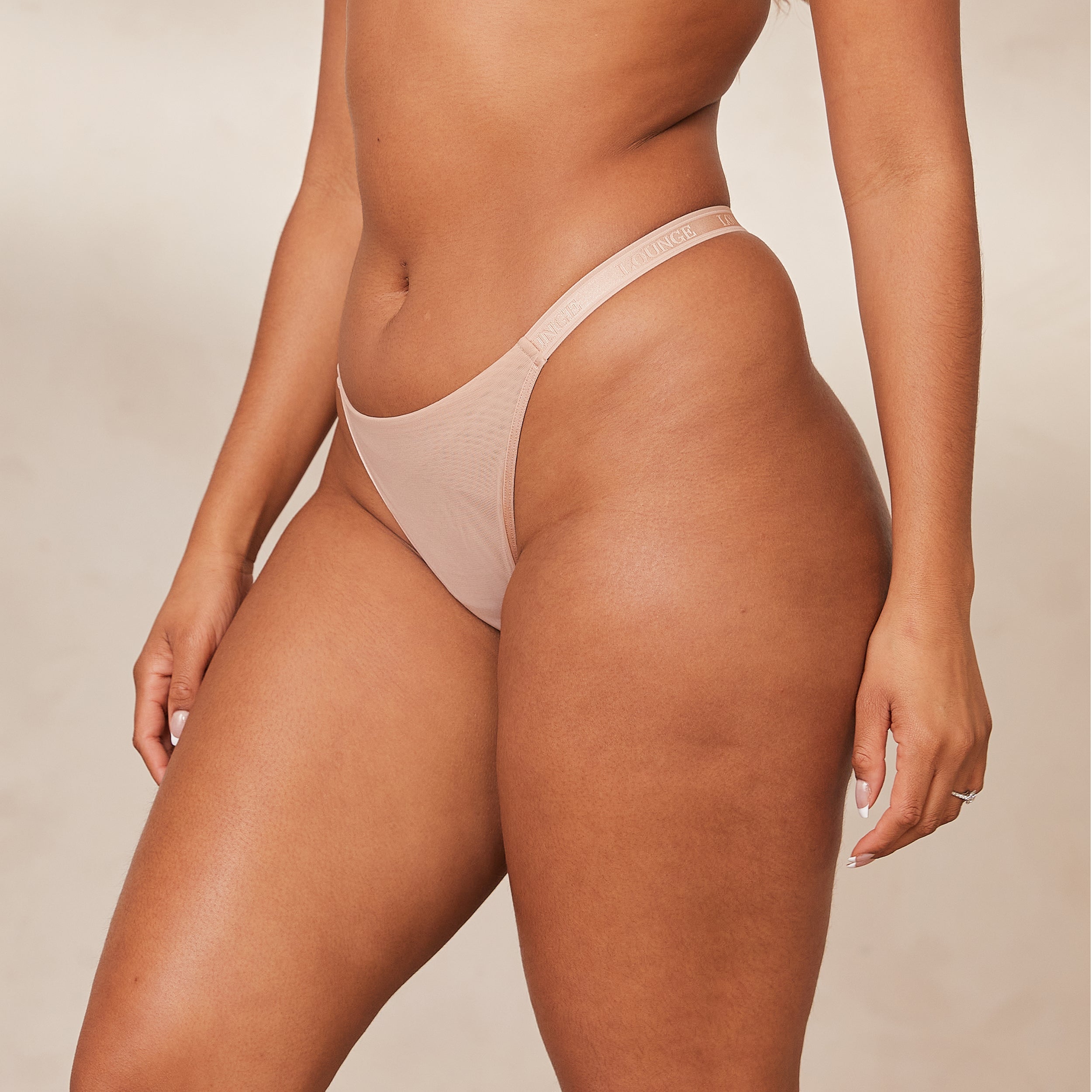 Smooth Mesh String | Nayeli, M
