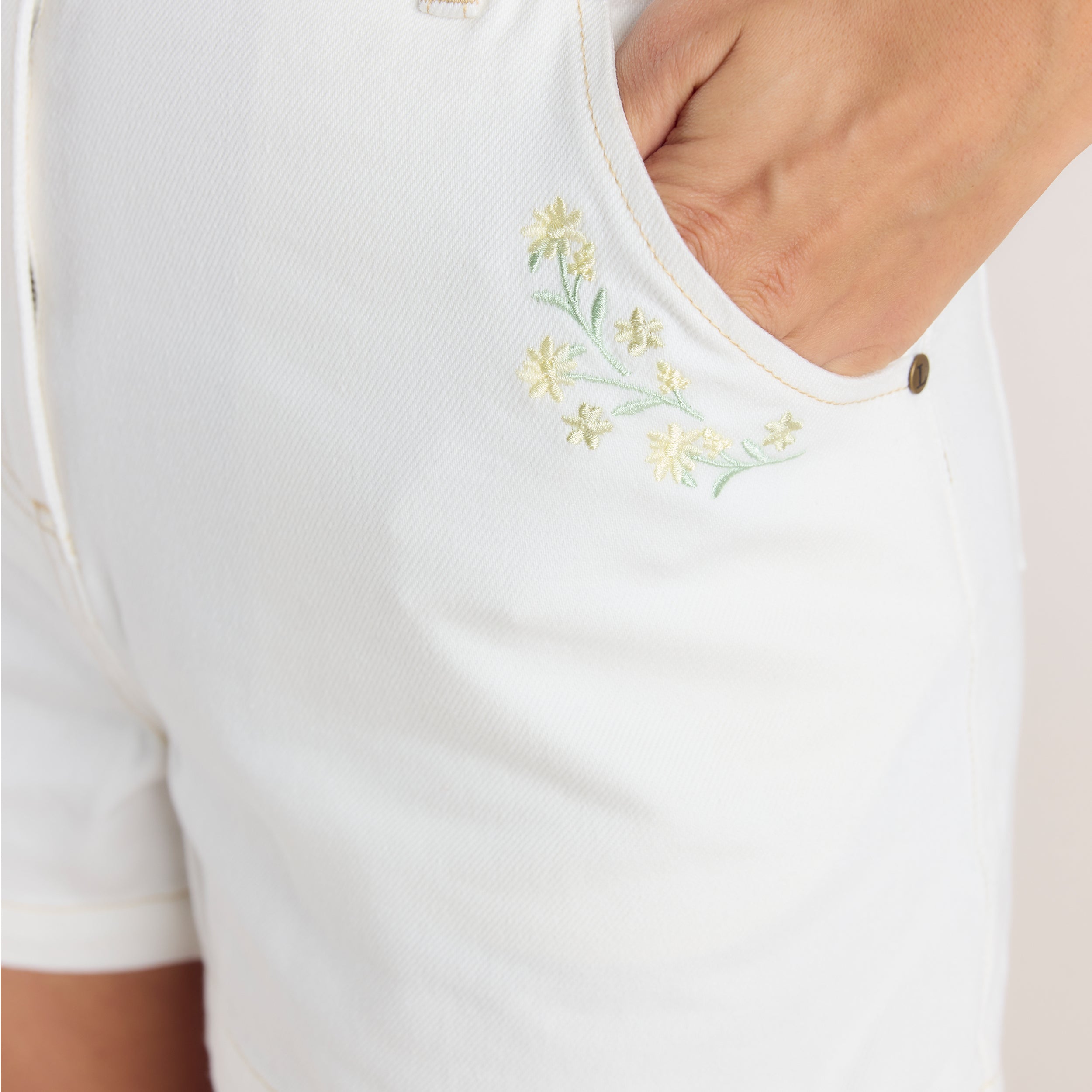 Short en Jean Brodé | Short en Jean Brodé - Blanc